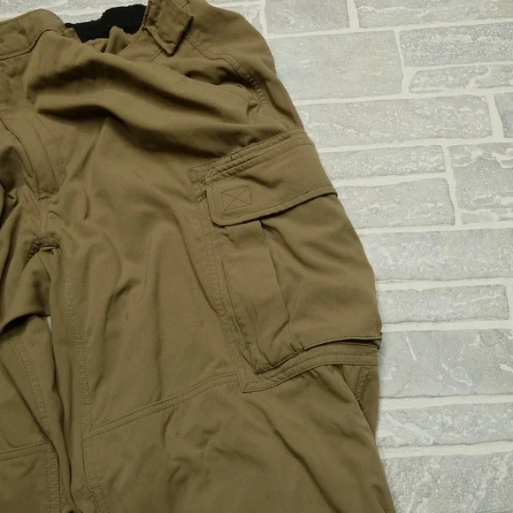 Duluth Trading Co Cargo Pants Size 2XL Beige Cargo Midweight Nylon Quick Dry - Picture 5 of 9